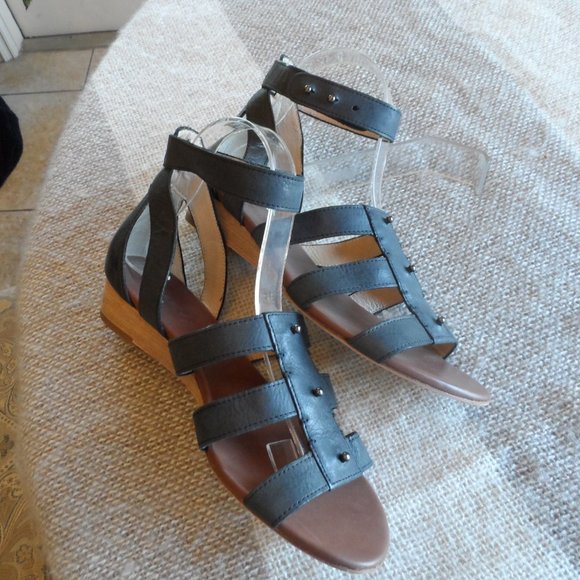 New Matt Bernson Black Leather Gladiator Ankle Strap Sandals Size 8 - Picture 4 of 12